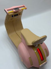 Electric Pink Vespa BQ915