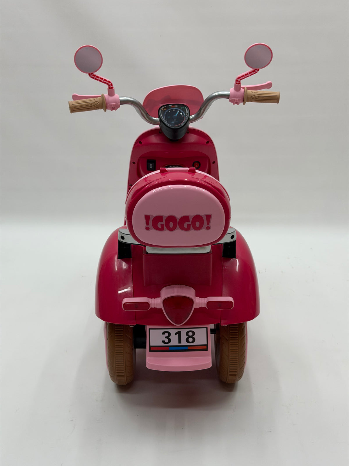 Pink Vespa 318