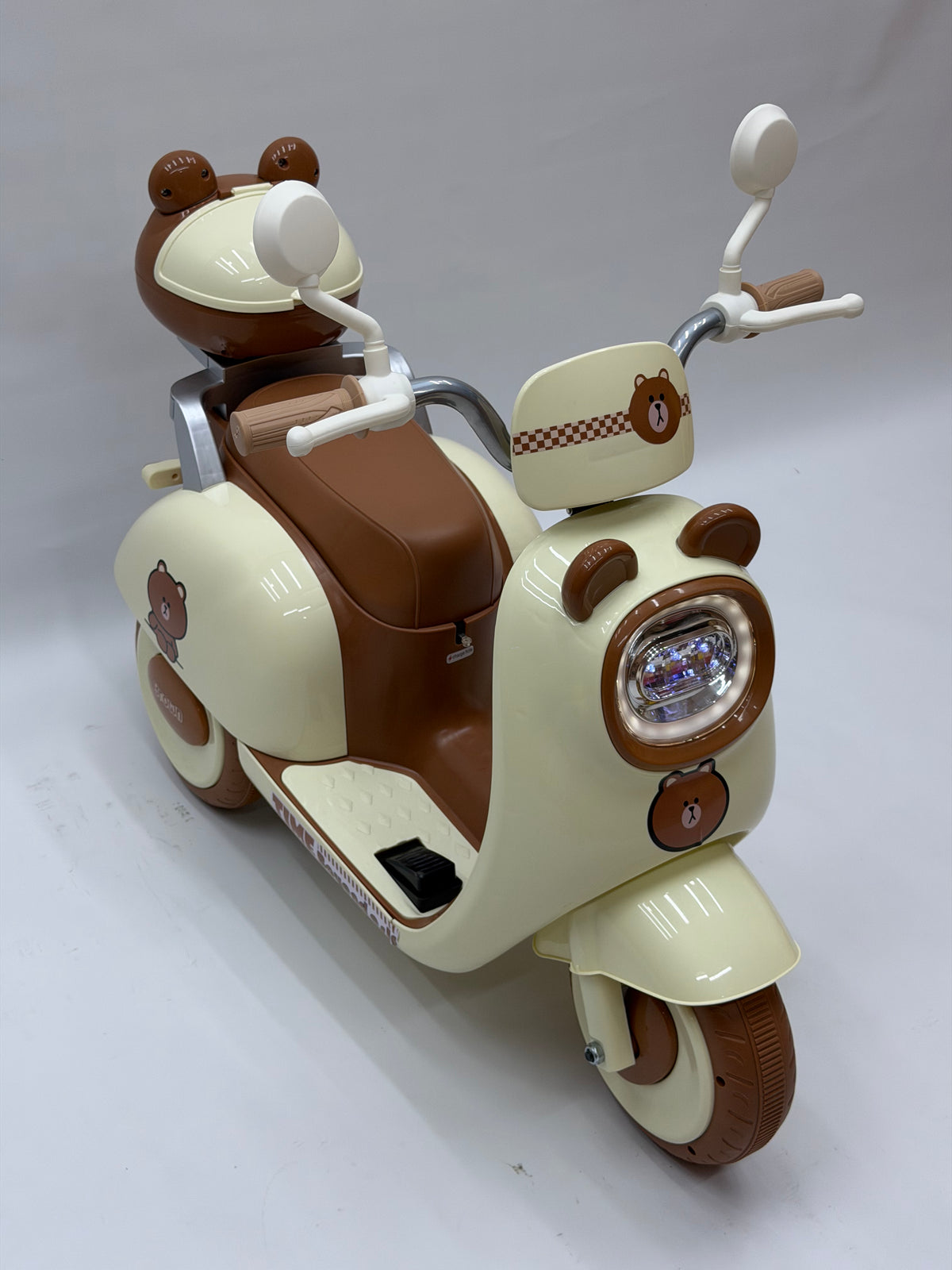 Brown Vespa 318