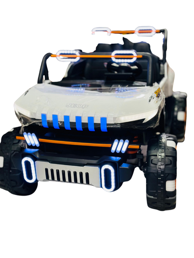 White Jeep 4x4
